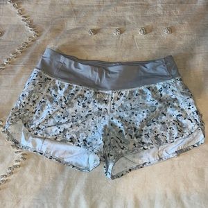 Lululemon grey printed Speed Shorts. Size 6.